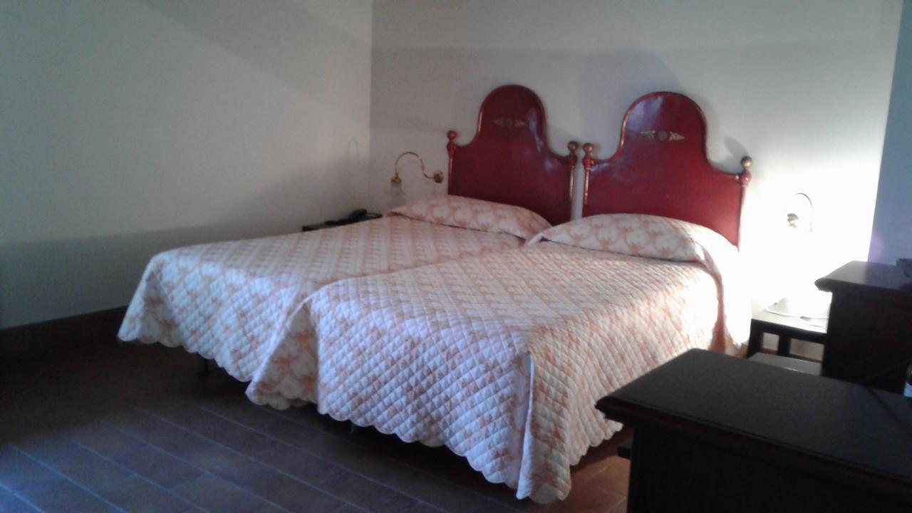 Agriturismo San Bruno San Colombano al Lambro Buitenkant foto